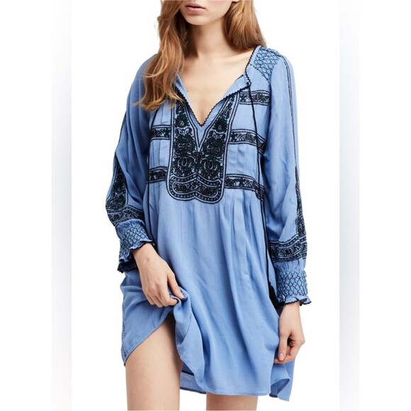 Free People Dresses & Skirts - Free People Blue Gauzy Wind Willow Embroidered Boho Long Sleeve Mini Dress Sz L